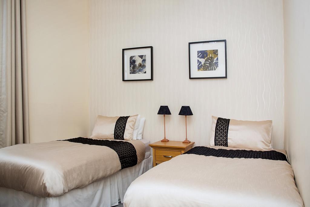 Prestwick Town Center Flat Leilighet Eksteriør bilde